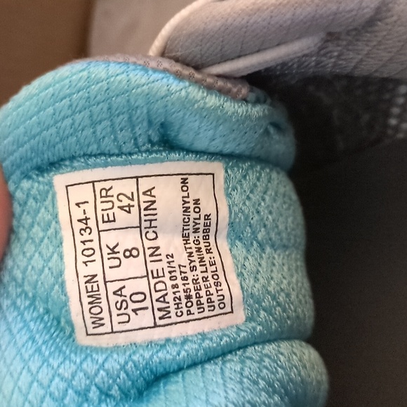 Saucony Hurricane - ladies size 10 - Picture 3 of 5